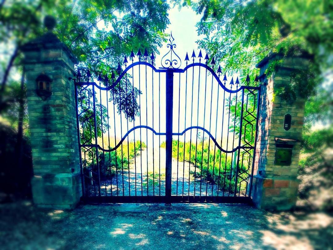 קזלקיו די רנו Galluzzo Ancient Country Villa מראה חיצוני תמונה